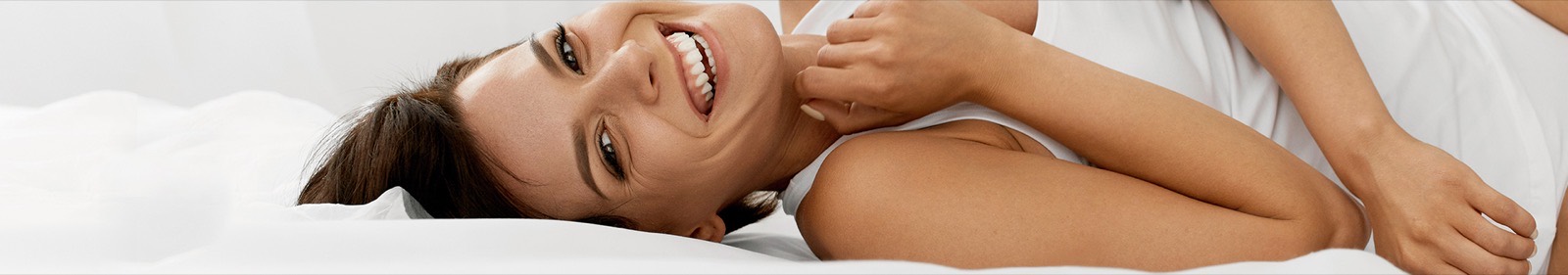 Moment de détente pendant un soin du visage au Cocooning Institut Paris 17